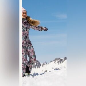 Odd Molly Ski Pants Sz 2 ( medium) snow pants